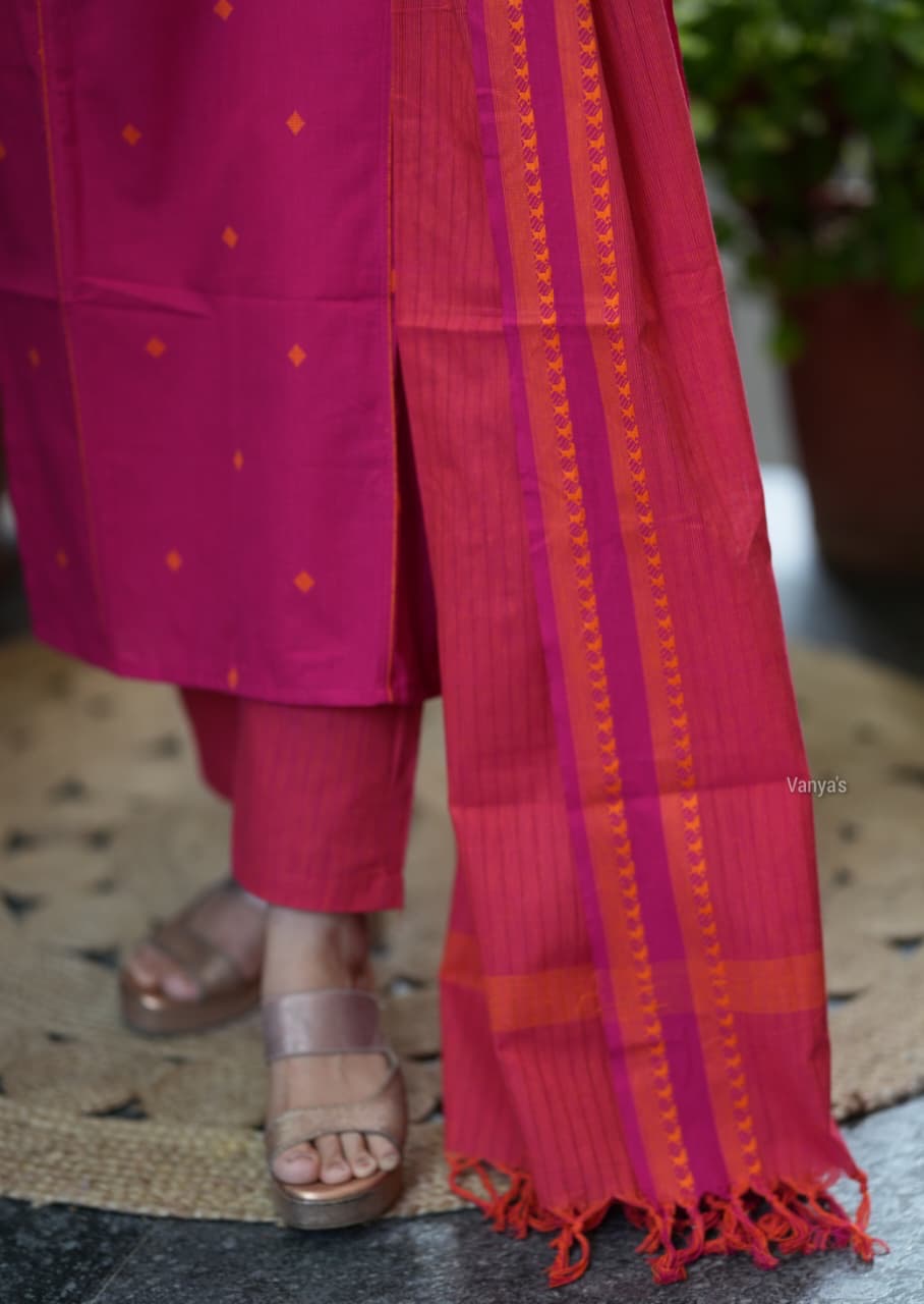 Handloom Cotton Set