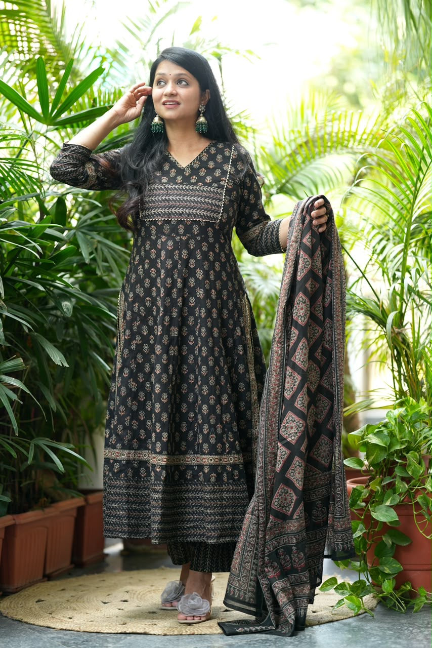 Nyra Cut Anarkali Set
