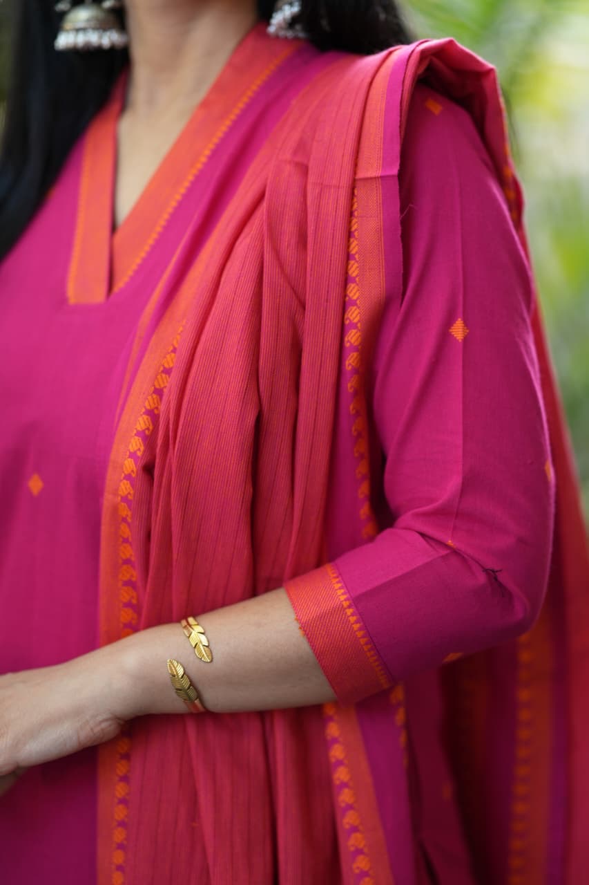 Handloom Cotton Set
