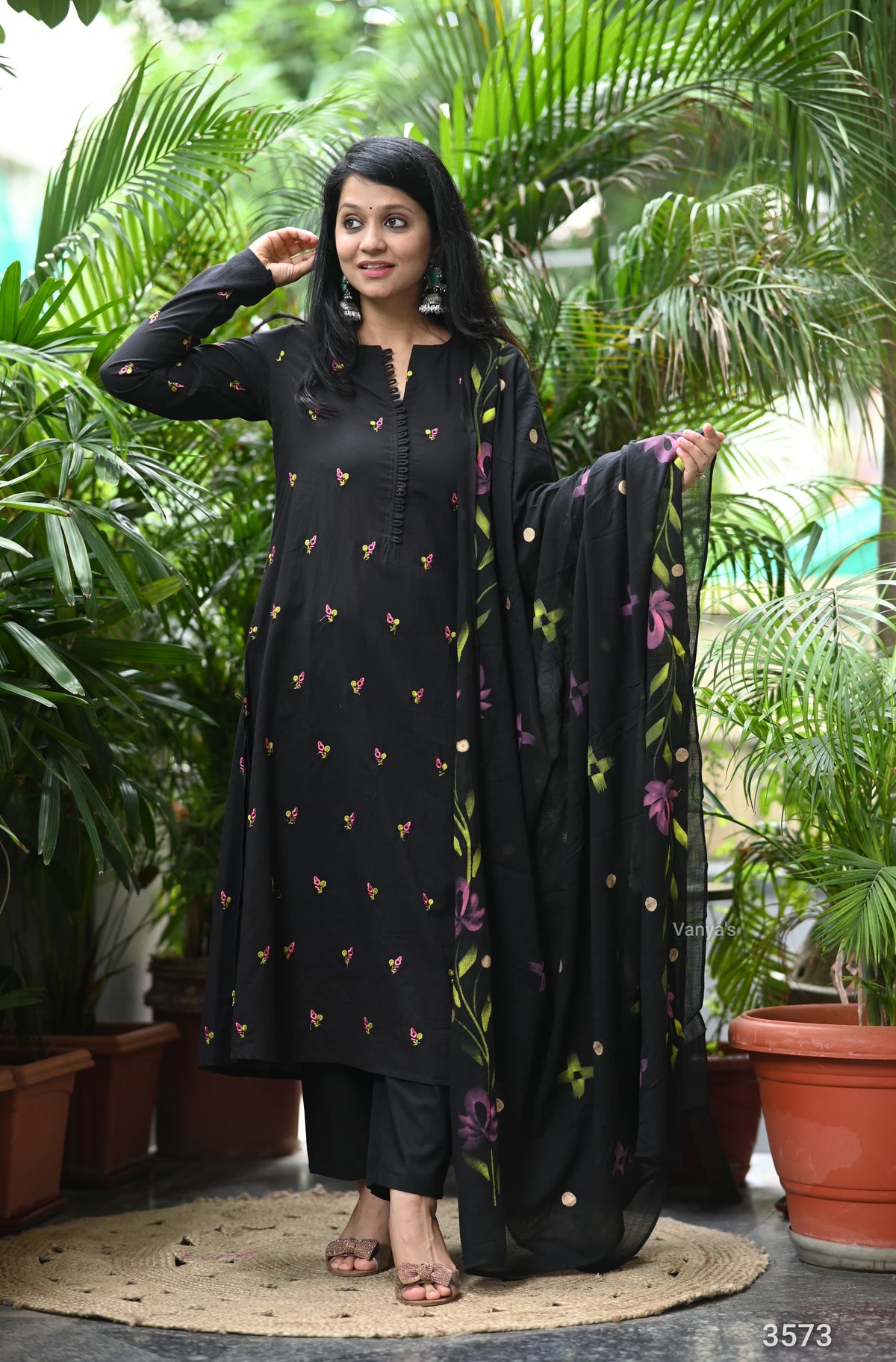 Black embroidery A line cotton Set